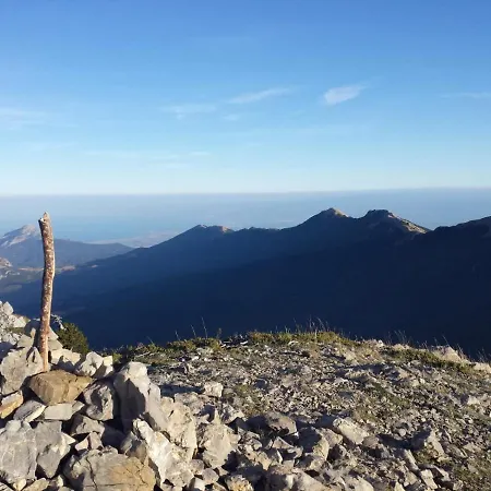 Tana Libera Tutti 1 Nature, Yourself, 3* Viggianello