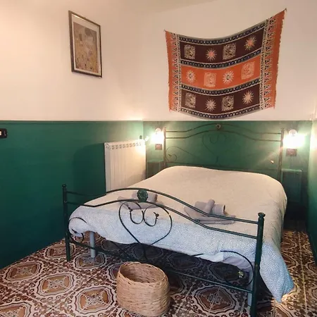 Tana Libera Tutti 1 Nature, Yourself, Bed & Breakfast