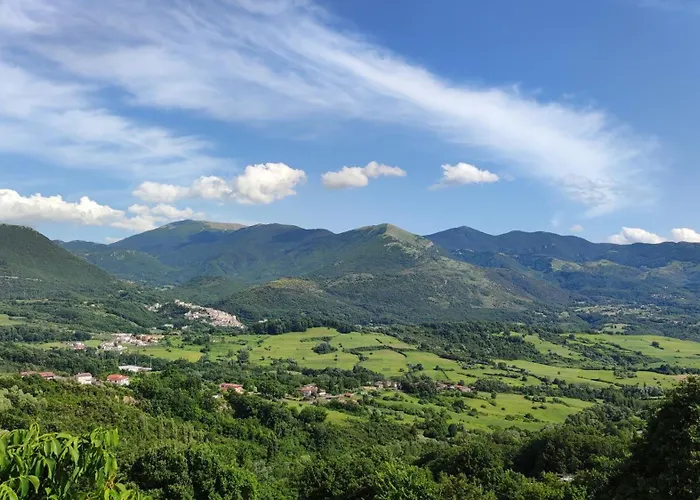 Tana Libera Tutti 1 Nature, Yourself, 3* Viggianello